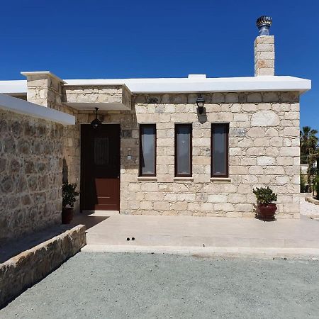 Villa Yermanina Geroskipou Exterior photo