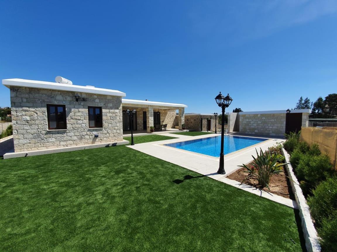 Villa Yermanina Geroskipou Exterior photo